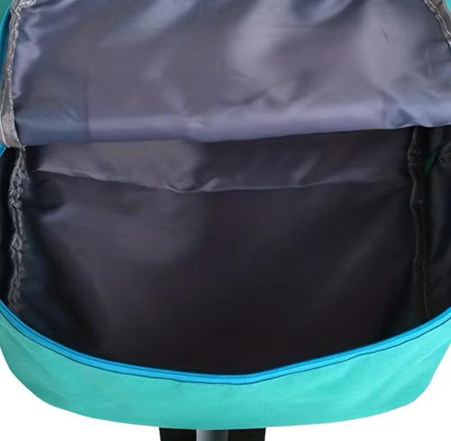 Mochila Hora De Aventura Bimo 36x29x9 Cm + Gorro Bimo Conjunto Escuela Equipaje Útiles Maleta Bag Bolsa Bagpack Finn Jake Adventure Time