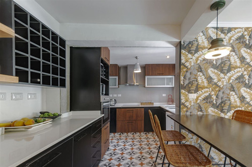 Casa En Venta De 4 Dorm. En Las Condes