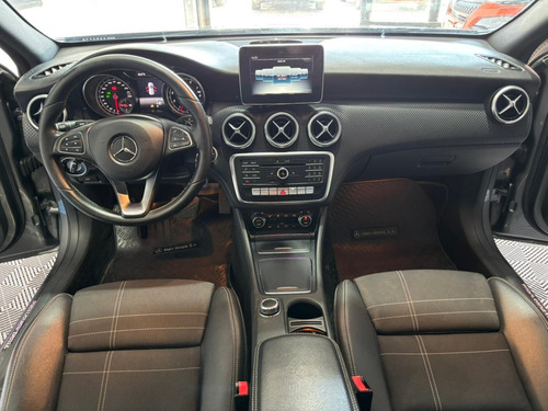 Mercedes-Benz Clase A 1.6 A 200 At Urban B.efficiency 156cv
