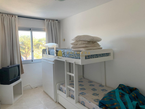 Apartamento En Excelente Ubicación - Ref: 4030