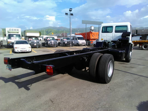 Imagen 3 de 11 de Ford Cargo 1721 Chasis Largo