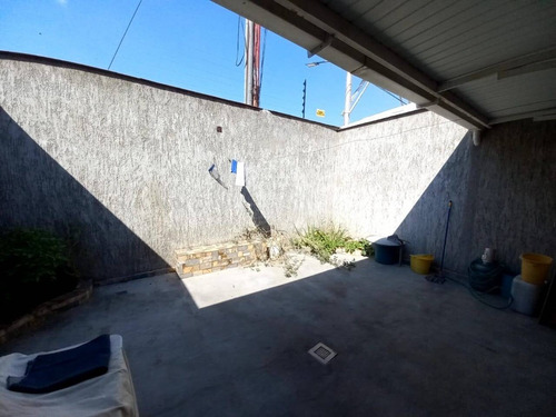 Imagen 10 de 10 de Townhouse En Brisas De Manantial Naguanagua, Cod,10454. Daniela Jimenez