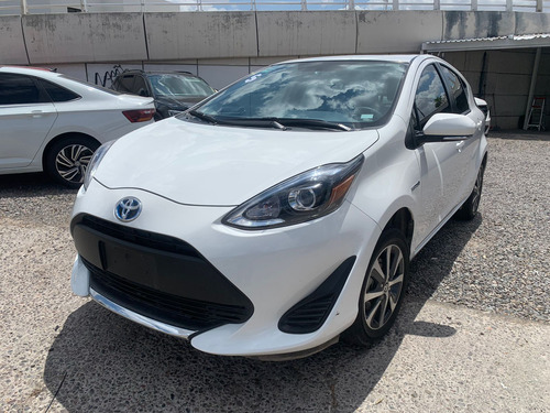 Toyota Prius 2021