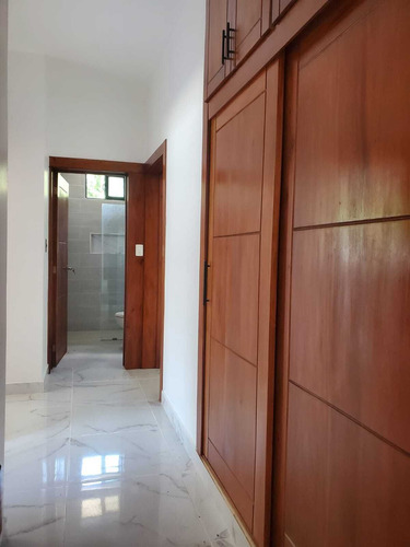 Apartamento En Venta En Paseo Del Rio, San Francisco De Macorís