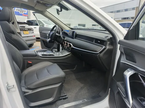 Jetour X70 Plus 1.5T Fwd At