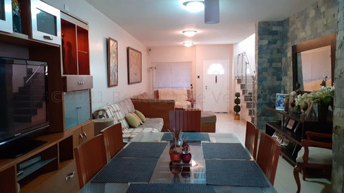 Imagen 4 de 14 de Venta Townhouse De Oportunidad Maracaibo