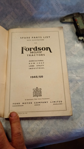Antiguo Manual Partes De Repuesto Con Ilustraciones Fordson (Usado)
