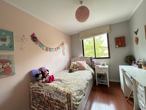 Excelente Casa Interior Condominio- Santiago College