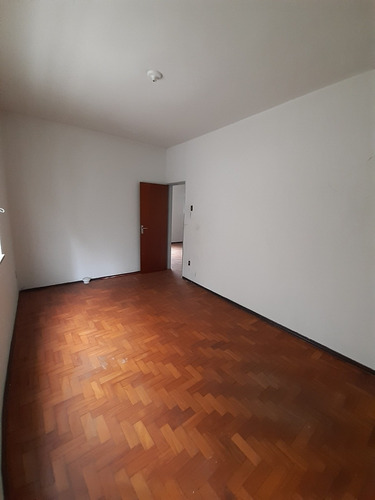 Imagem 5 de 7 de Apartamento Na Floriano Peixoto Ao Lado Do Bretas