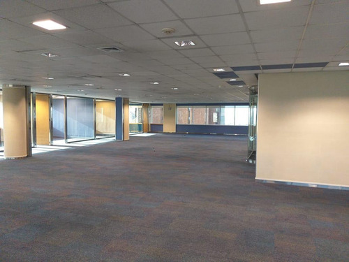 Imagen 3 de 21 de Oficina 1310 M2 Con 18 Cocheras - Torre Laminar Plaza - Catalinas