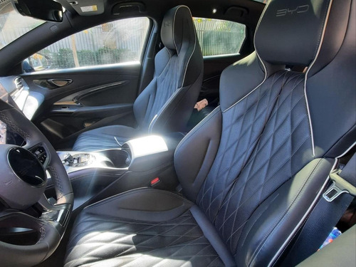 Byd S6 Eléctrico 2024 Automático Eléctrico 17.000 Km