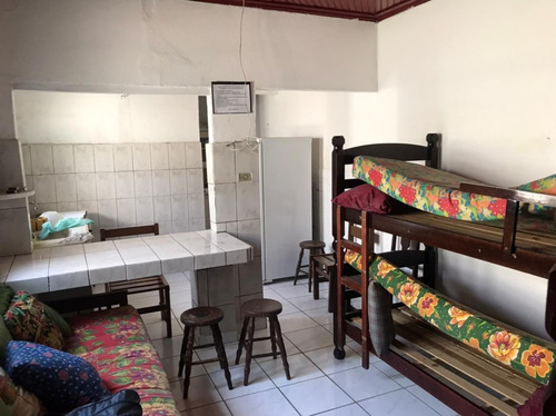 Imagem 8 de 10 de Casa Com 2 Quartos, 3 Banheiros E À 310m Do Mar Em Mongaguá, Sp. Aceita Financiamento Bancário.