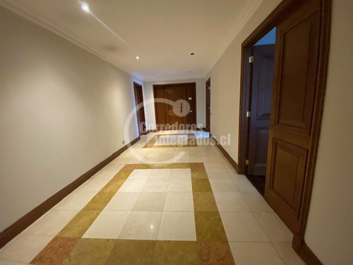 Departamento En Arriendo De 5 Dorm. En Vitacura