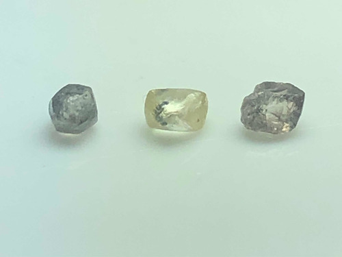 Diamante Bruto Natural 0,91 Cts (91 Pontos) Para Lapidar Branco