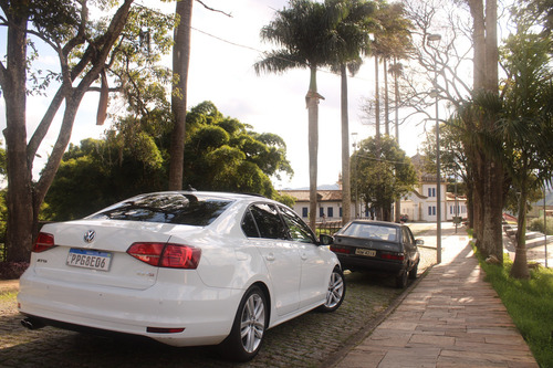 Volkswagen Jetta 2.0 Tsi Highline 4p