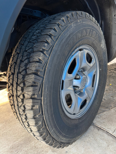 Toyota Tacoma Base standard cab 2-door