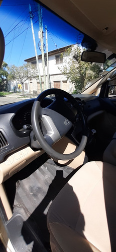 Hyundai H1 2.5 Premium 1 Mt