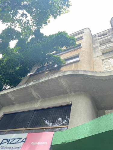 Imagen 1 de 30 de Altamira Edificio Para Remodelar O Hotel Frente A La Plaza