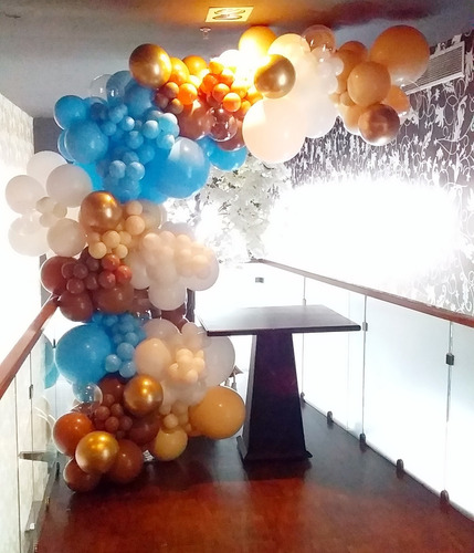 Imagen 3 de 10 de Decoraciones Y Arreglos Con Globos Para Ocasiones Especiales