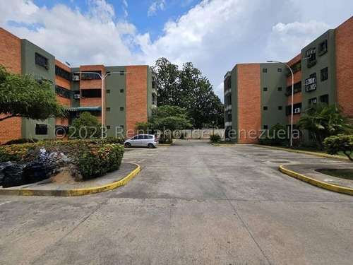 Gbf 24-9752 Vendo Bello Apartamento Excelente Zona