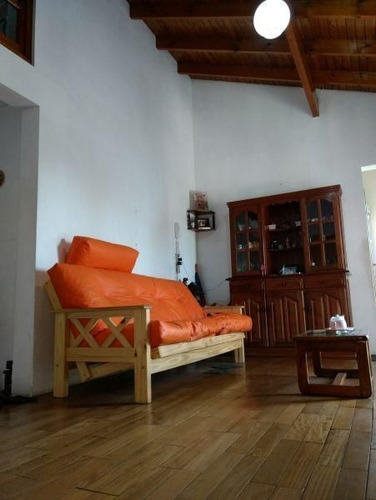 Casa En Venta En Ezpeleta
