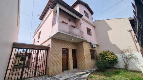 Casa Para 2 Familias En Venta En Quilmes Oeste