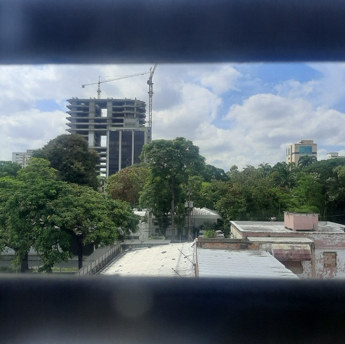 Imagen 23 de 25 de Yosmar & Fernando Venden Edificio Comercial En Urb. Alegria. Lemed - 008 Solo Clientes