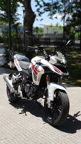 Imagen 4 de 19 de Benelli Trk 251 Abs Touring - Financiamiento - Agrobikes