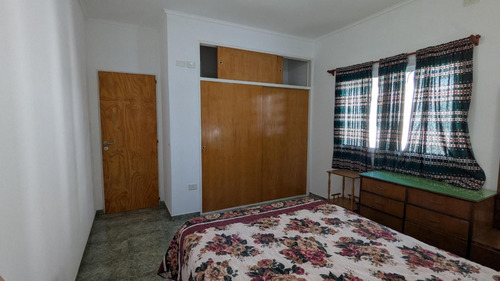 Casa En Venta - 3 Dormitorios 2 Baños - 238mts2 - Roque Perez