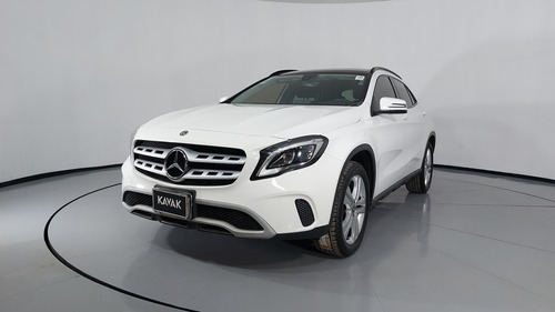 Mercedes-Benz Clase GLA 1.6 GLA 200 DCT