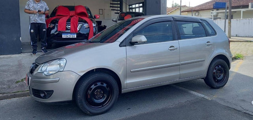 Imagem 1 de 6 de Volkswagen Polo 1.6 Mi 8v Total Flex 4p Manual