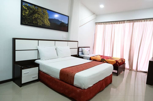 En Venta Hermosa Posada Ubicada En El Litoral Estado La Guaira, En La Bella Urbanización Playa Grande A 5 Min Del Aeropuerto De Maiquetía. Fr