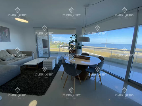 Playa Mansa Apartamento En Venta 3 Dormitorios Y Servicio.