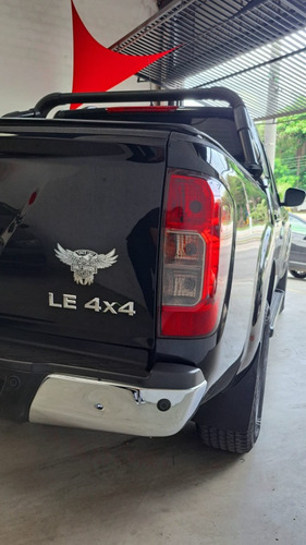 Nissan Frontier 2.3 Le Cab. Dupla 4x4 Aut. 4p