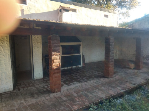 Quinta Con Quincho, Baño, Habitacion Y Pileta