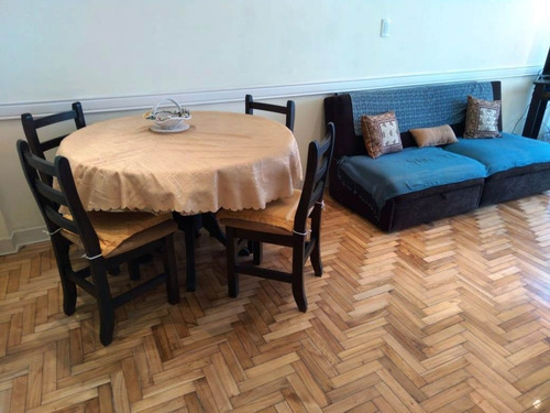 Imagen 2 de 20 de Venta 2 Ambientes A La Calle C/balcón Saliente Zona Centro