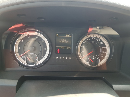 Dodge Ram Slt Doble Cabina 4x4 V6 2016 Ac Ba Ee Abs
