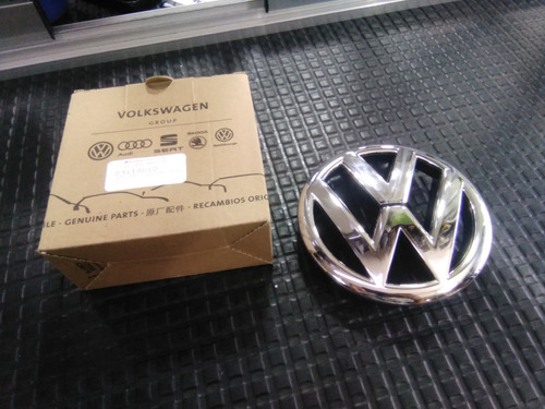 Emblema Delantero De Parrilla Volkswagen Fox 