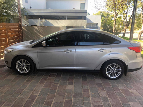 Imagen 12 de 17 de Ford Focus Iii 2015 2.0 Sedan Se