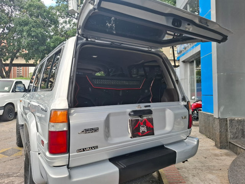 Toyota Burbuja 2006