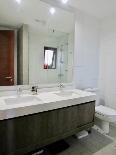 Hermoso Y Amplio Departamento En Lo Barnechea (4d / 3b)