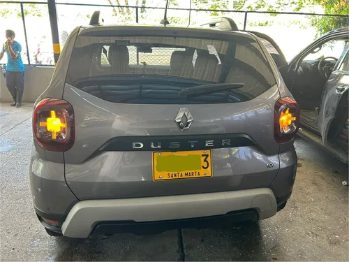 Renault Duster 1.3 Intense Cvt