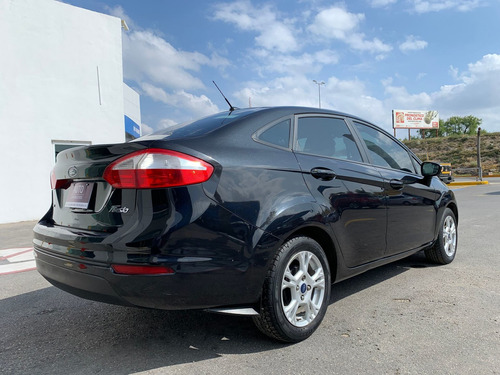 Imagen 5 de 8 de Ford Fiesta 2015 1.6 Se Sedan At