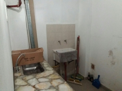 Imagen 7 de 11 de Venta Local En La Lucila Mendoza Al 4600