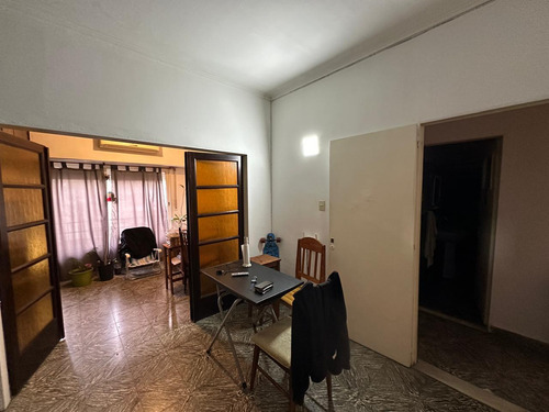Venta Casa A Reciclar En Planta Alta Rosario - Echesortu