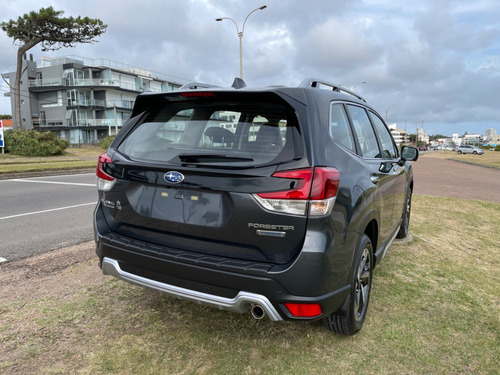 Subaru Forester 2.0i S ES HEV