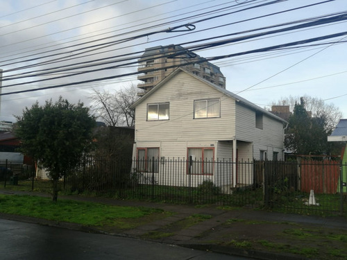 Gran Casa En Temuco, Oportunidad De Inversión En Excelente U