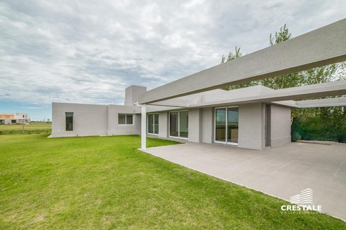 Imagen 3 de 16 de Casa 3 Dormitorios En Venta - Haras De Funes