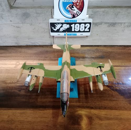 Maqueta De Avión Argentino Aermacchi Mb339 Esc 1/48 Malvinas