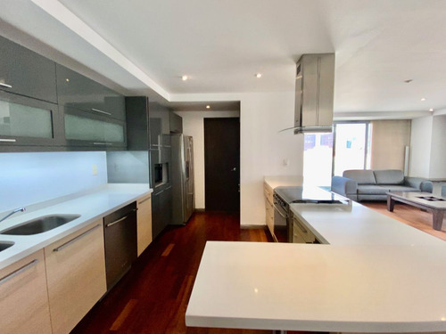 Departamento Con Gran Vista En Campos Eliseos Esquina Arquim